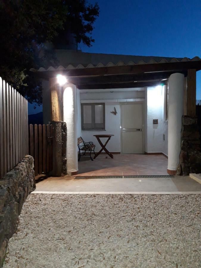 Casa Toloi Lejlighed Dorgali Eksteriør billede